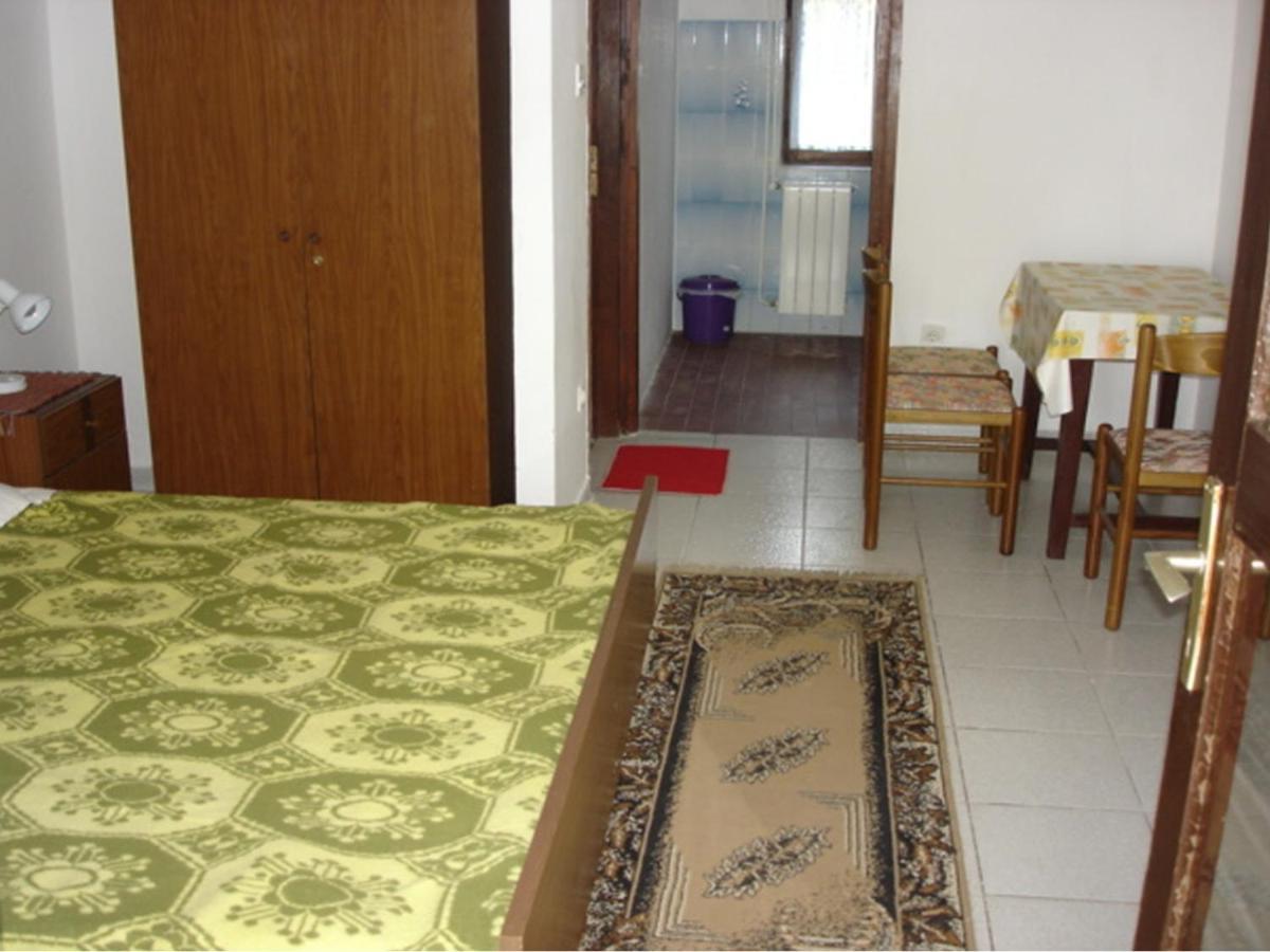 Apartments Vjera Krk Town Room photo