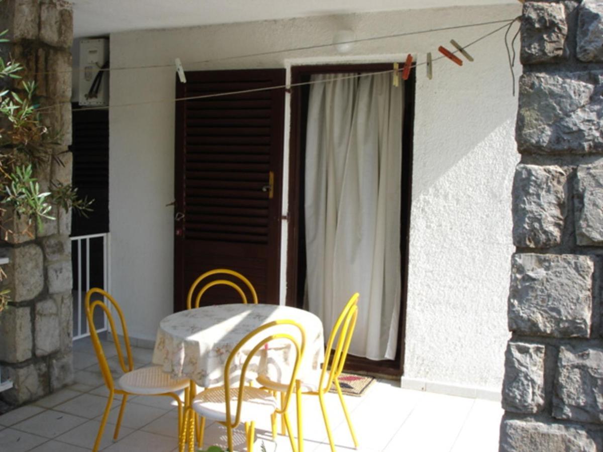 Apartments Vjera Krk Town Room photo